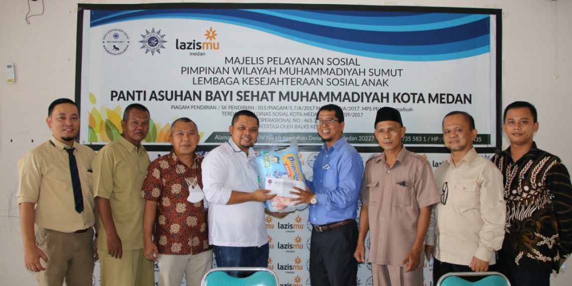FISIP UMSU Jalin Silaturahim dengan Panti Asuhan Bayi Sehat Muhammadiyah