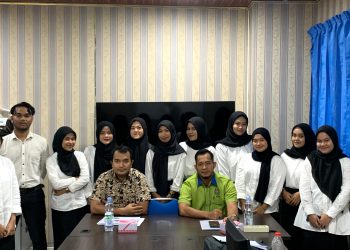 11 Mahasiswa Prodi KESSOS FISIP UMSU melaksanakan Seminar Proposal di Lab. Sospol