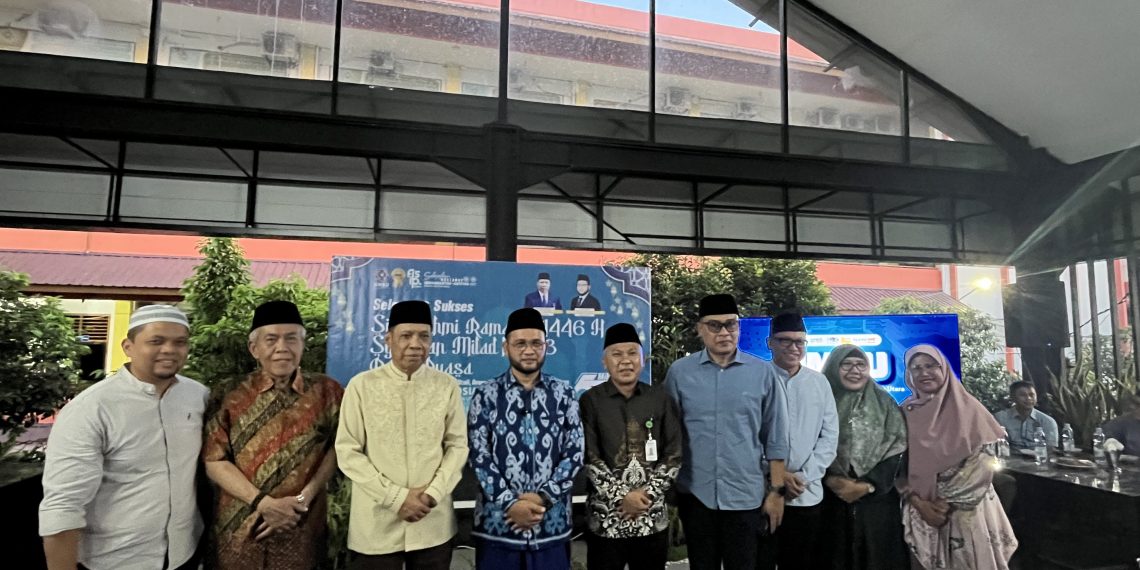 FISIP UMSU Buka Puasa Bersama dengan Rektorat dan Anggota DPD RI Dedi Iskandar Batubara