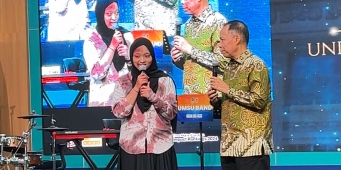 Monolog Maily Chung Memukau Yudisium FISIP UMSU, Rektor Beri Beasiswa Hingga Tamat