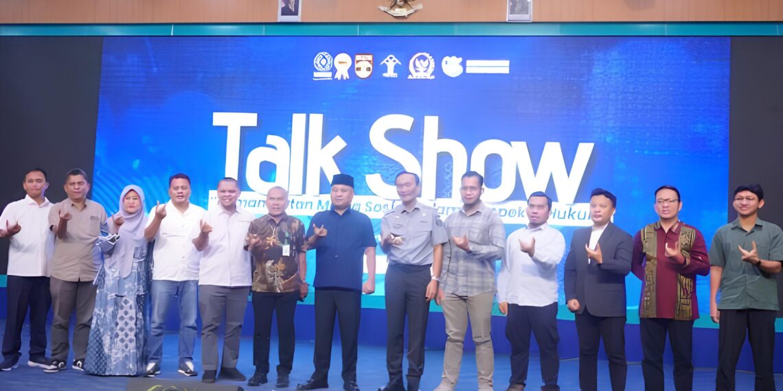 FISIP UMSU Kolaborasi dengan Kemenkum RI dan DPR RI Edukasi Mahasiswa tentang Pemanfaatan Media Sosial